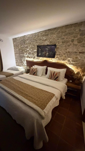 Bedroom 5, Hotel Omer The Ottoman House, Beratit