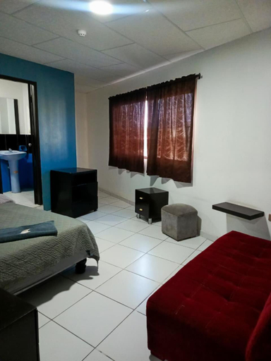 Others 4, Hotel Confort, Guayaquil
