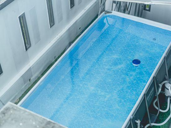5, d'Lux 6BR16-25px Pool BBQ NetFlx HotPot KTV Mahjon, Kota Tinggi