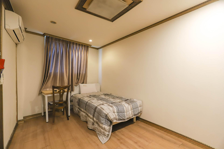 Bedroom 3, Seosan Sun Motel, Seosan