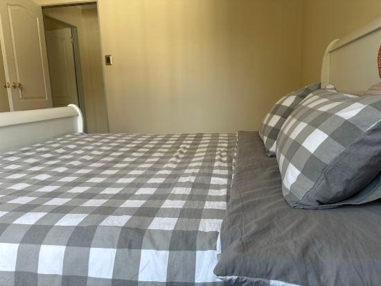 5, Yvonne's house, City of Johannesburg