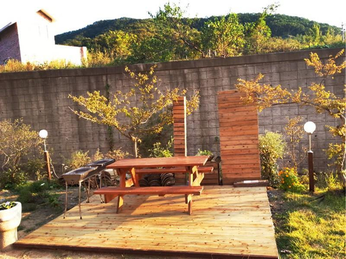 Others 5, Gwanghwado Lucia Pension, Ganghwa