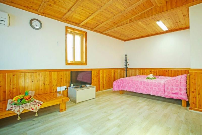 Bedroom, Hwayang Gyegok Domyeongsan Pension, Goesan