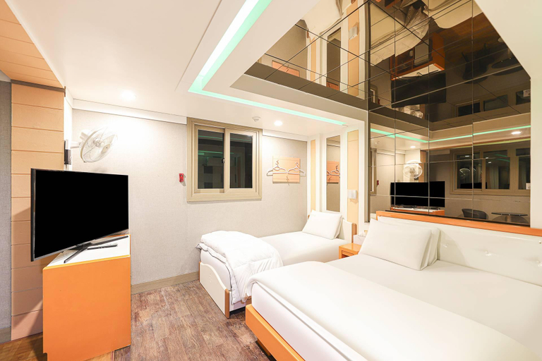 Bedroom 2, Daegu Gachang Red, Dalseong