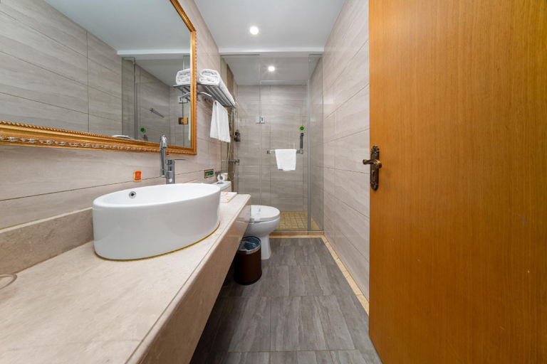 Bathroom 3, Vienna Hotel (Hanshan Rainbow Bridge), Chaohu