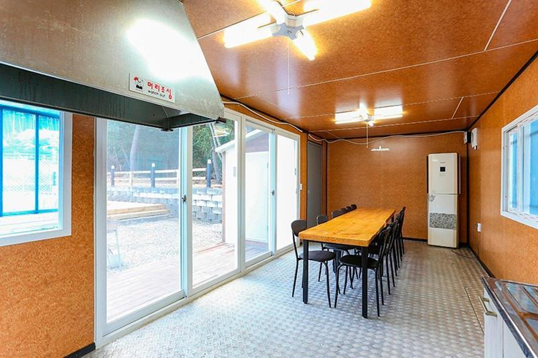 Others 2, Daebudo (Yeongheungdo) Sol Maru Pension, Ongjin