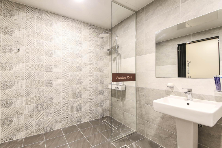 Bathroom, Okcheon Daecheong Hotel, Okcheon