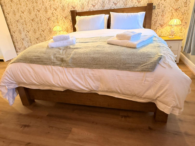 Bedroom 3, The Old Royal George Inn, North Yorkshire