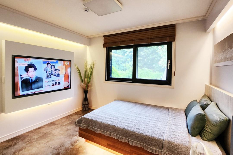 Bedroom, Cheongju Cheongnamdae Pool Villa, Cheongwon