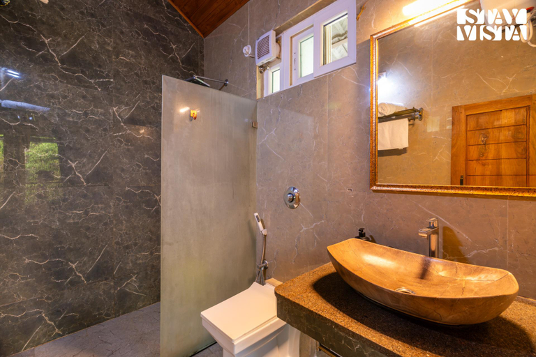 Bathroom 4, StayVista at Coffee & Mist, Kodagu