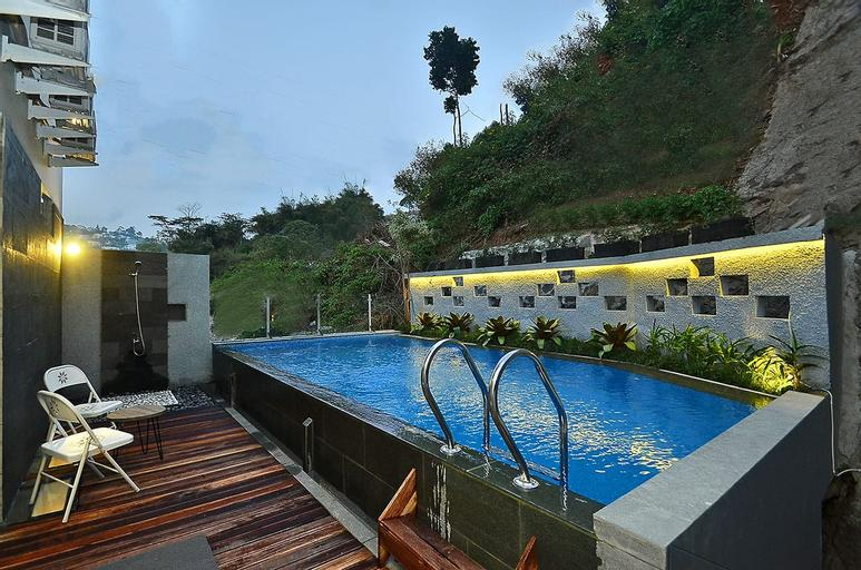 Sport & Beauty 2, Villa Amethyst Dago Pakar M-18 4Br with Private Hot Pool (Family Only), Bandung