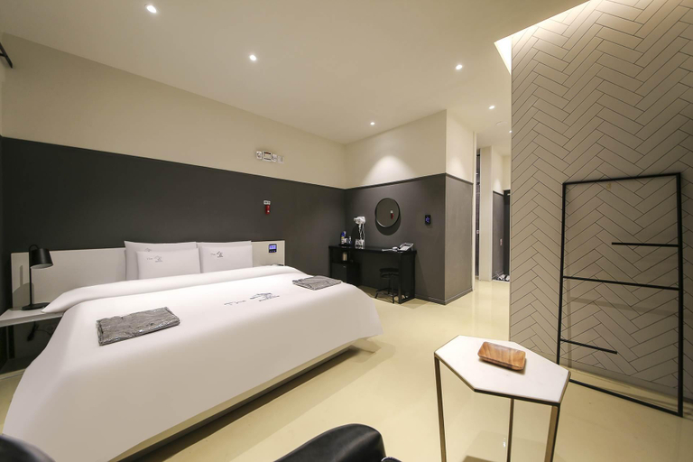 Bedroom 2, Geumsan The Sup Drive-in Hotel, Geumsan