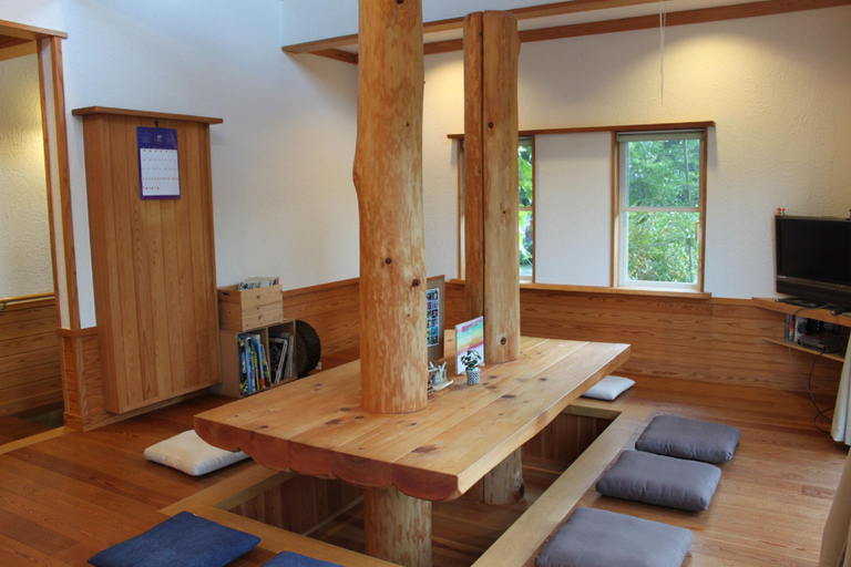 Others 5, Pension Stellar Mira, Uchiko