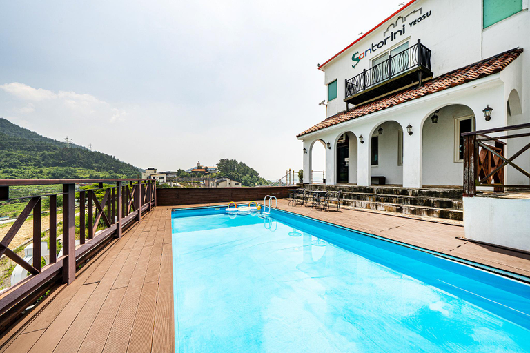 Sport & Beauty 4, Yeosu Santorini Pension, Yeosu