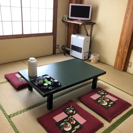 Others 2, Minshuku Jihei, Uonuma