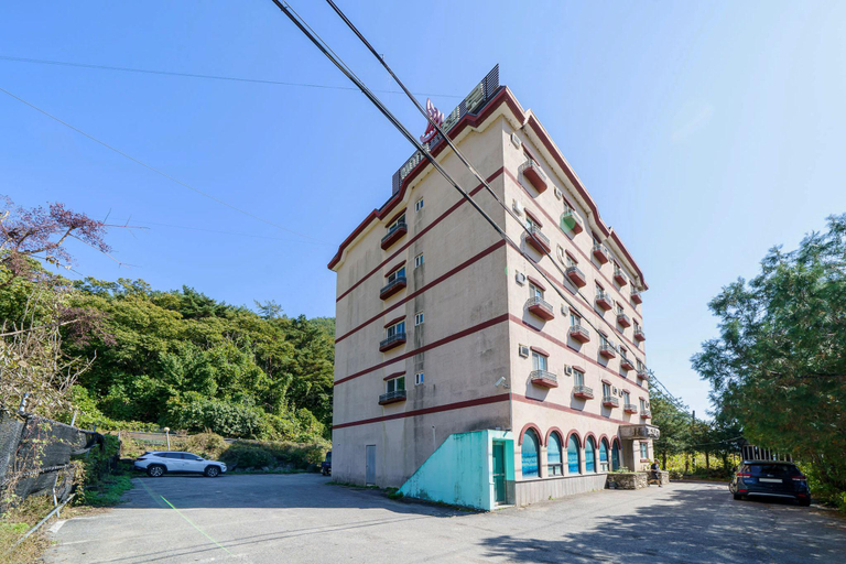 Exterior & Views 1, Hongcheon Cello, Chuncheon