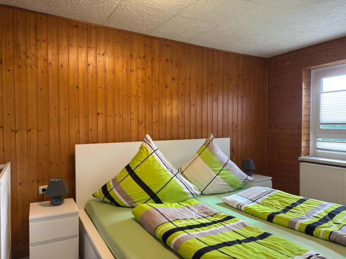 Bedroom 2, Peaceful Forest Getaway, Ilm-Kreis