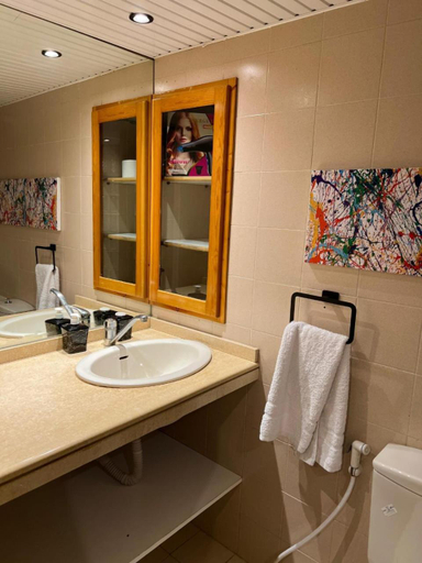Bathroom 3, Bab El Mina guest house Byblos port jbeil, Jubail