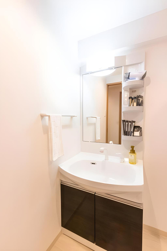 Bathroom 1, HOTEL TE'S, Nago