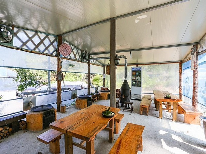 Food & Drinks, Goesan romi house pension, Goesan