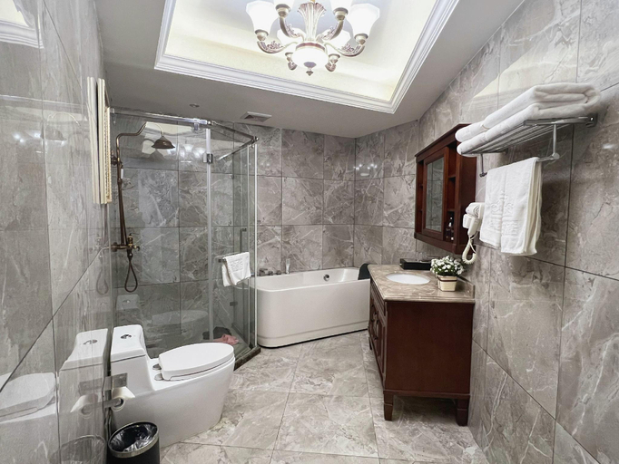 Bathroom 3, Xianyang Huatai Holiday Hotel (Wanda Plaza), Xianyang