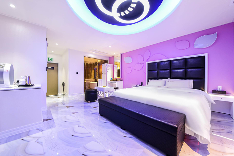 Bedroom 2, Jincheon Luxury Motel, Jincheon
