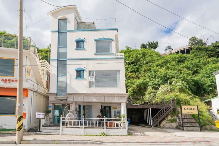 Exterior & Views 1, Gangneung Seaside Pension, Gangneung
