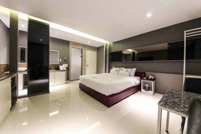 Bedroom 3, Yeongdeok Gangguhang Cloud Hotel, Yeongdeok