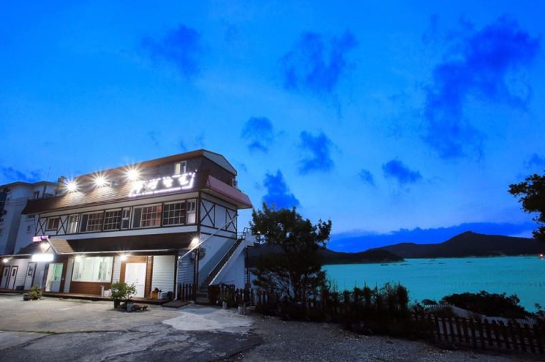 Others 3, Yeosu Natural Story Pension, Yeosu