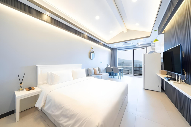 Bedroom 3, Taean SE Club Pool Villa Pension, Taean