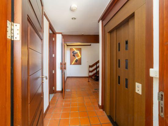 5, Boutique 5 Bedroom Seaview Pool Villa Kata Beach Phuket Warm Plus, Phuket Island