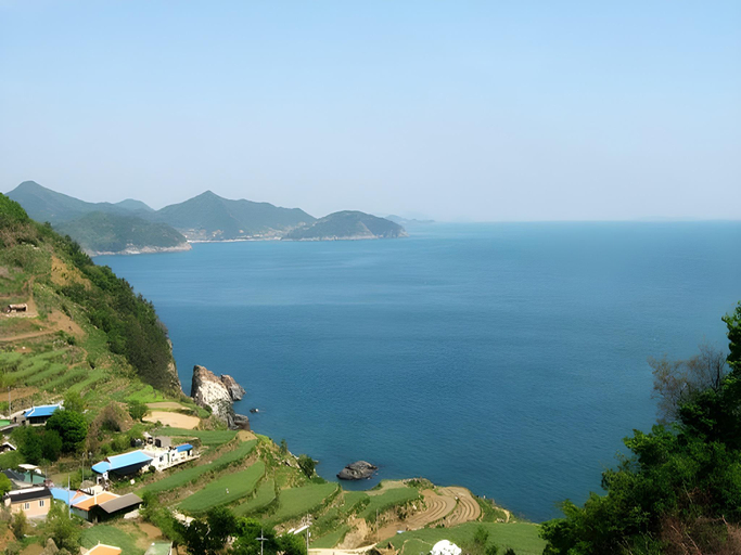 Others 4, Hanuri Pension, Namhae