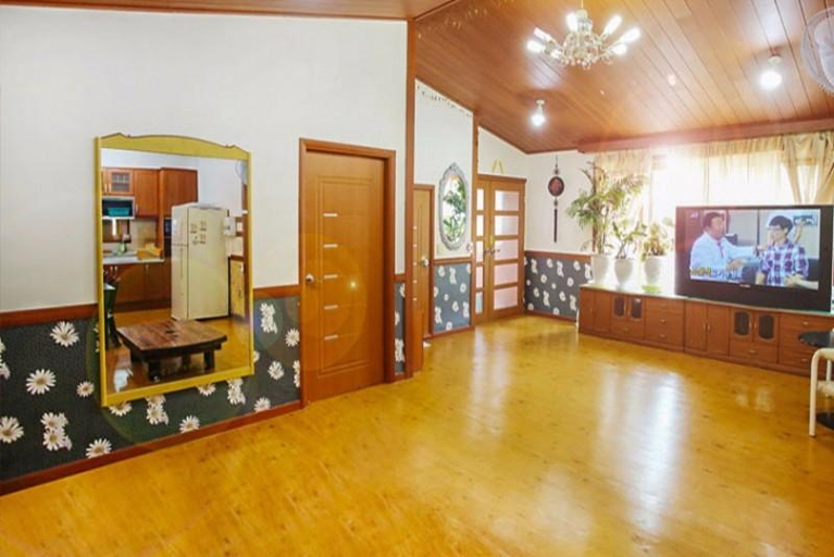 Others 2, Pocheon Supsogui Hayanjip Pension, Pocheon