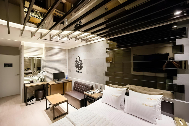 Bedroom 2, Gimcheon The B&B Hotel, Gimcheon