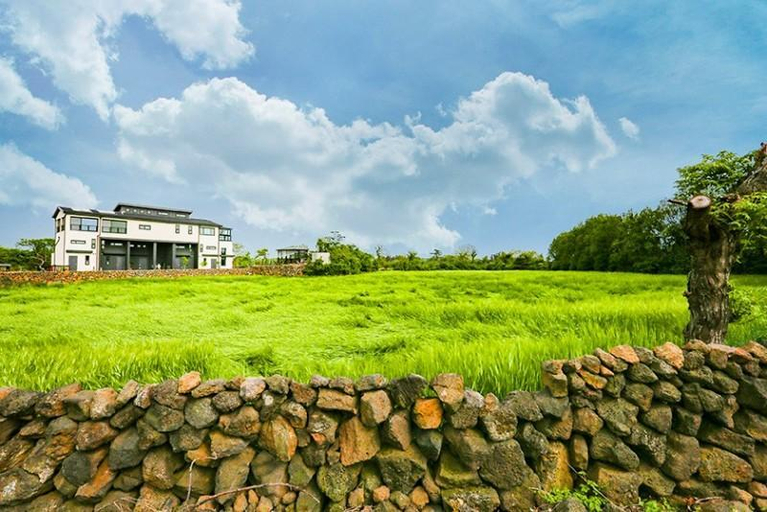 Others 2, Jeju Bandi House Pension, Jeju