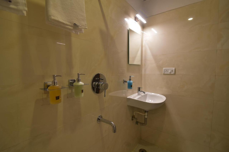 Bathroom 3, ADDRESS 24 iNN, Bangalore