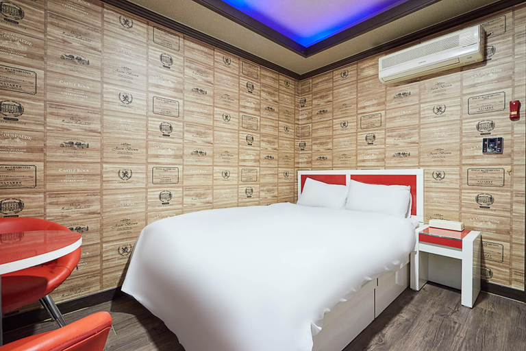 Bedroom 4, Dongducheon Jeil Motel, Dongducheon