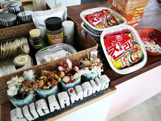 Food & Drinks, Taean (Anmyeondo) Sugar Mong Pension, Taean