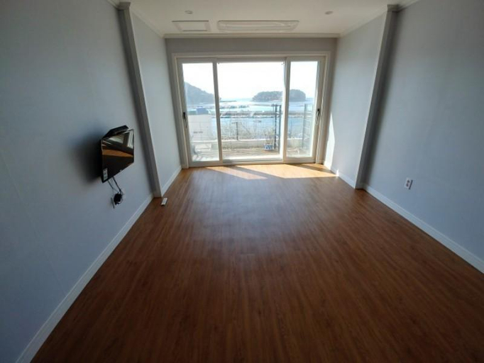 Others 4, Tongyeong Punghwasuwol Pension, Tongyeong