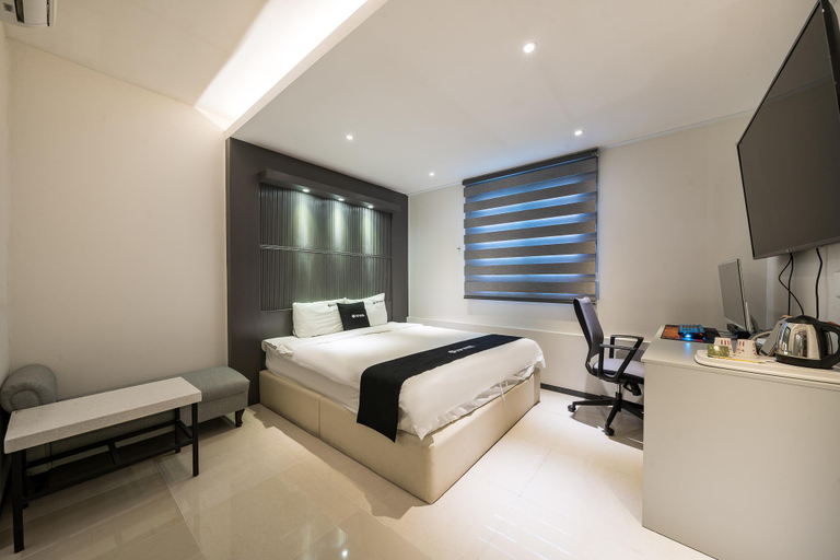 Bedroom, Ulsan Samsan VIP, Jung