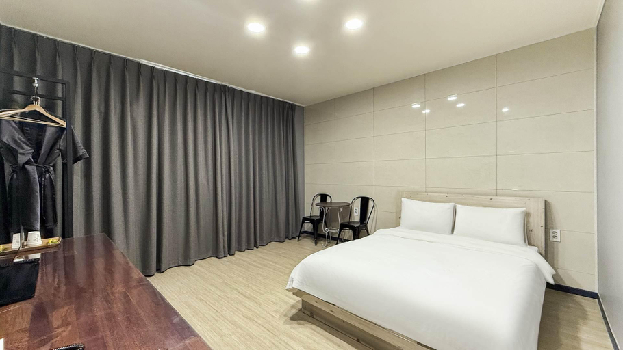 Bedroom 5, Gangneung Lara, Gangneung