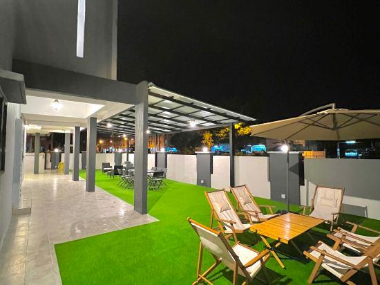 4, Entire Vacation House In Sitiawan, Manjung