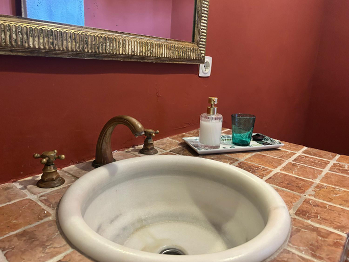 Bathroom 3, Hacienda La Indiana, Sevilla