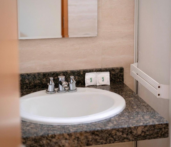 Bathroom, Hotel Jardin, Cárdenas