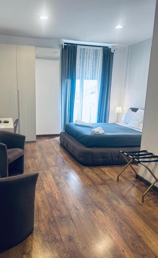 Others 4, Bed & breakfast Frida, Catania