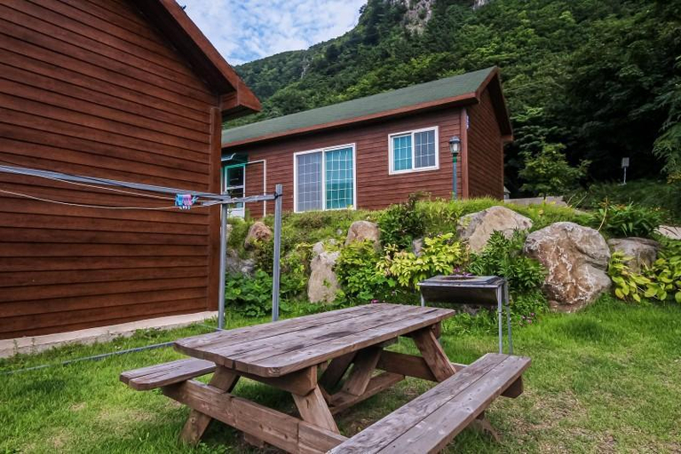 Others 2, Ulleungdo Sansaesori Pension, Ulleung