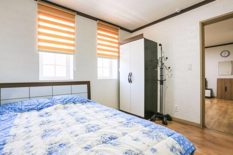 Bedroom 2, Danyang dandelion pension, Danyang