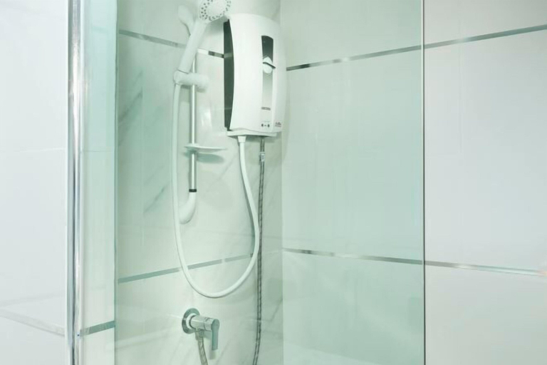 Bathroom 5, B Hotel Khon Kaen, Muang Khon Kaen