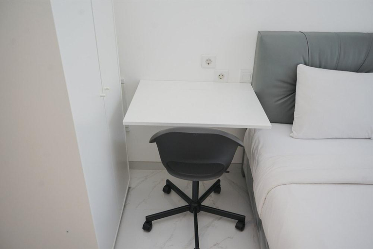 Others 2, Nice And Homey Studio Room At Sky House Bsd Apartment, South Tangerang
