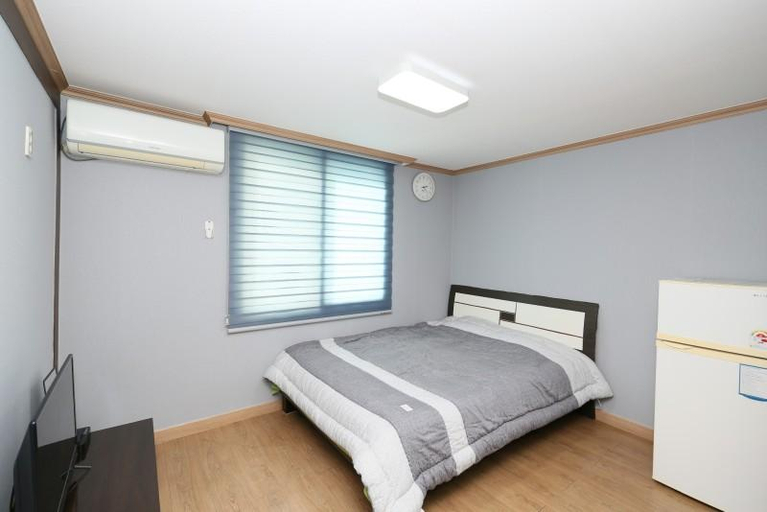 Others 2, Boryeong (Daecheon) Rosemary Pension, Boryeong